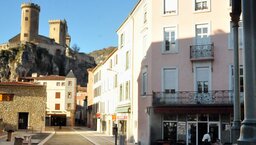 Licence bar à Foix