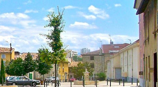 Bar à vendre à Bourg-lès-Valence